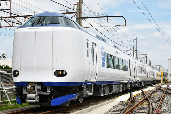 はるか 関空特急「はるか」の新型271系が登場！ 現行281系と連結、全席に