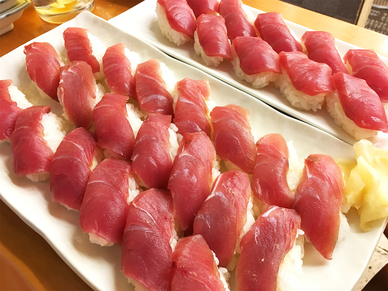 最強グルメ 1貫10円の寿司が凄い 超激安寿司をいくつ食べられるか美人olが挑戦 16年11月7日 エキサイトニュース