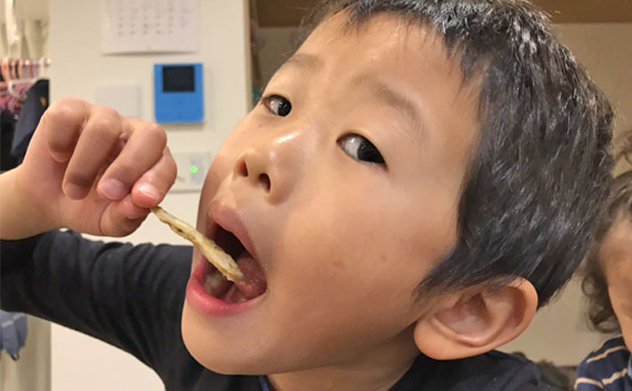 子連れボートワカサギ釣行 赤ムシvs紅サシ の結果は 入鹿池 年1月16日 エキサイトニュース