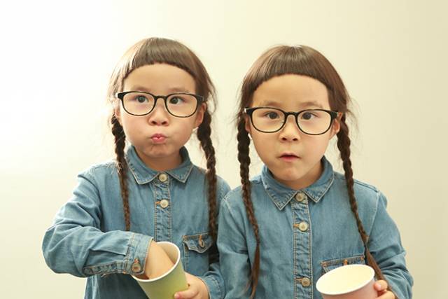 4歳の双子ガール Instagramで人気爆発 りんか あんな ママ直撃インタビュー 写真満載 15年12月1日 エキサイトニュース