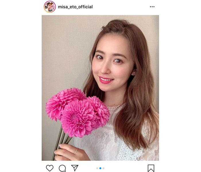 衛藤美彩 ダリアの花言葉が似合う美麗ショットをお届け お花とみさ先輩お綺麗です 年6月10日 エキサイトニュース