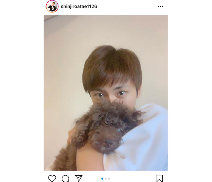 a 與真司郎 18歳の愛犬の誕生日を祝福 大先輩すぎて 今日から敬語使おう 年9月1日 エキサイトニュース