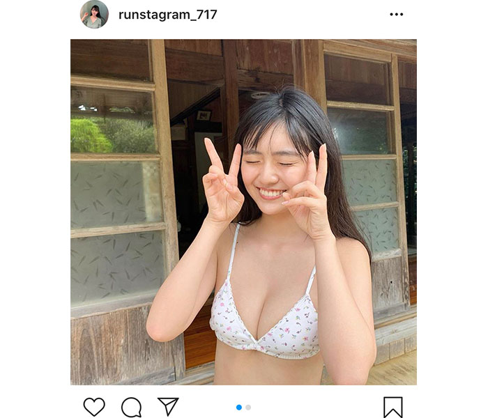 豊田ルナ くしゃっとした笑顔がまぶしい白ビキニオフショット公開 最高にかわいいです 年10月13日 エキサイトニュース