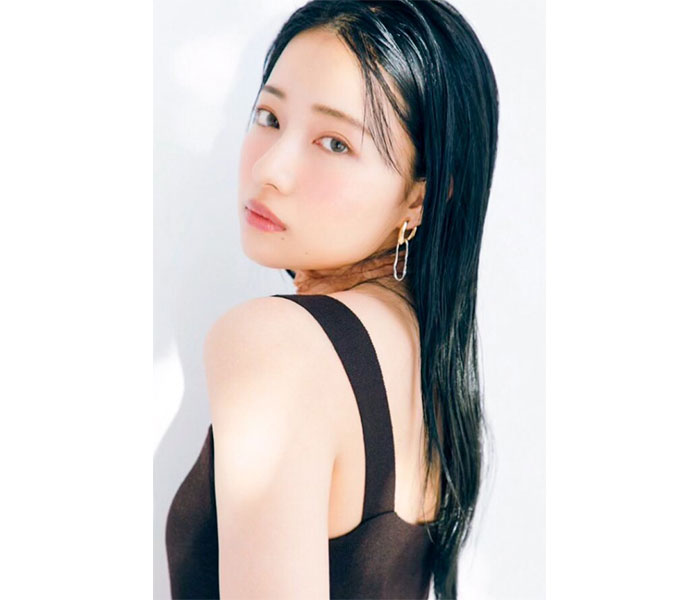 Nmb48 村瀬紗英の美しすぎるメイクショット どのおさえも素敵だなぁ おさえ可愛い 年10月28日 エキサイトニュース