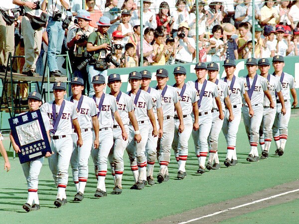 甲子園の記憶】元仙台育英の準優勝メンバー「あづま寿司」店主が語る35年前の夏 エース・大越基、拾い集めた土、帝京との死闘...  (2024年8月21日) - エキサイトニュース