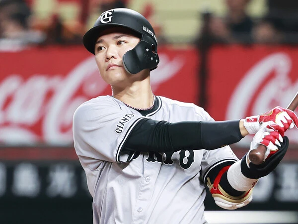 ユニフォーム 小笠原 ジャイアンツ プロコレ セパ両リーグMVP 巨人