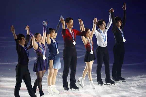 ミラノの感動をもう一度」坂本花織、りくりゅう、鍵山優真らの演技に 