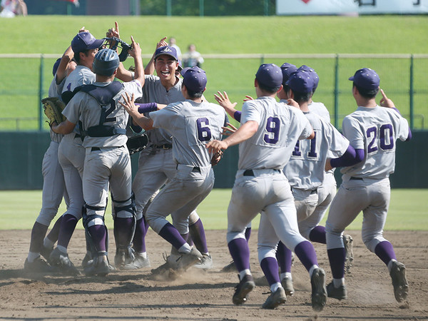 高校野球の新戦術に 継捕 の波 正捕手なし にはメリットがある 19年8月9日 エキサイトニュース