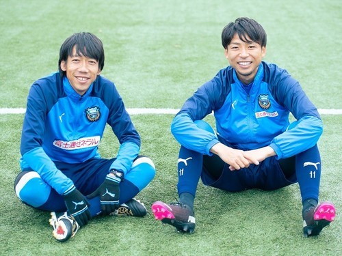 中村憲剛と小林悠 兄と弟 の11年 話さずとも感覚を共有できる関係 年12月21日 エキサイトニュース