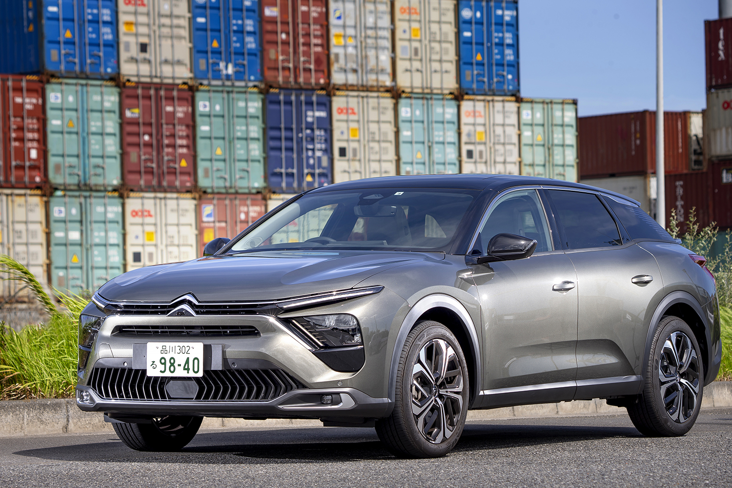 フランス製シトロエン自動車だと思います。 シトロエン・ZX - Wikipedia