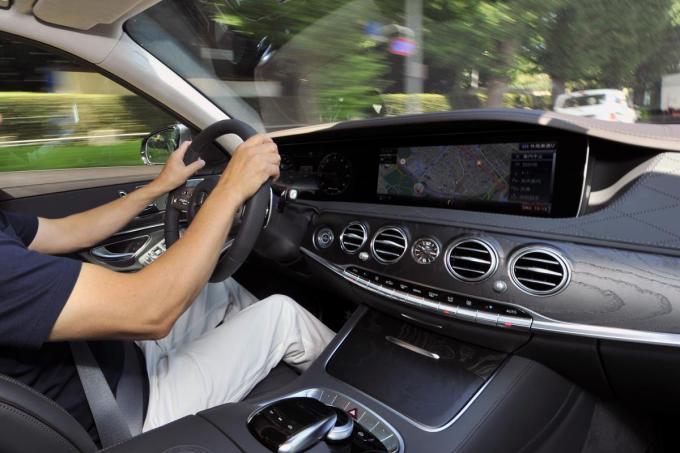 ハンドルは左右あるのになぜ 左アクセル右ブレーキのクルマがない理由 年4月24日 エキサイトニュース