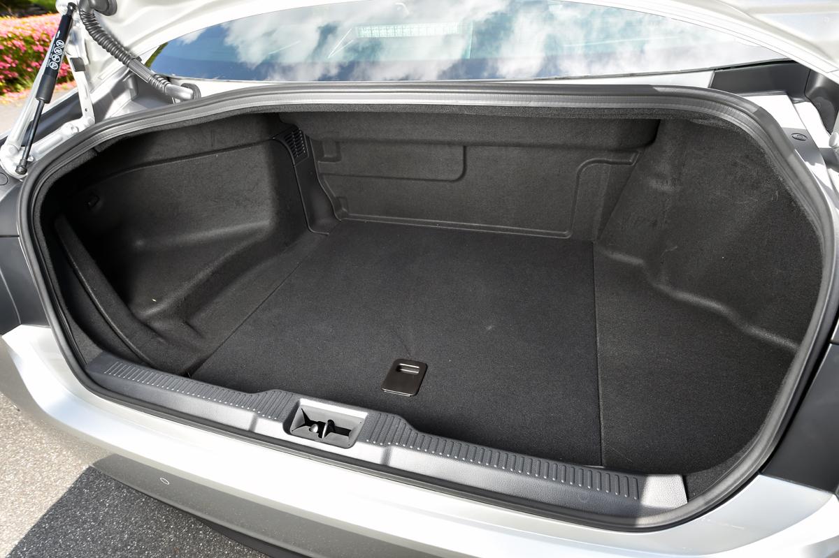 当たり前の光景が消える可能性 黒白のパトカーに 現行クラウン が採用されないワケ 年12月7日 エキサイトニュース 2 2