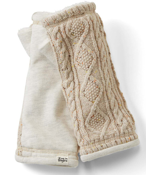 冬コーデのニューカマー アームウォーマーがトレンドに仲間入り ローリエプレス