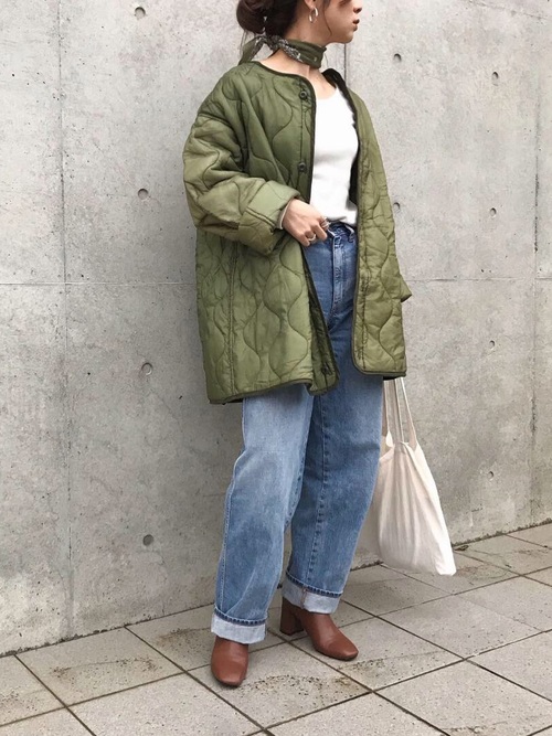 春の コーデポイント をご紹介 これで昼と夜の寒暖差にも対応可能 ローリエプレス