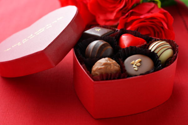 バレンタインの日は株価上昇 高級チョコブームで注目は 17年2月12日 エキサイトニュース