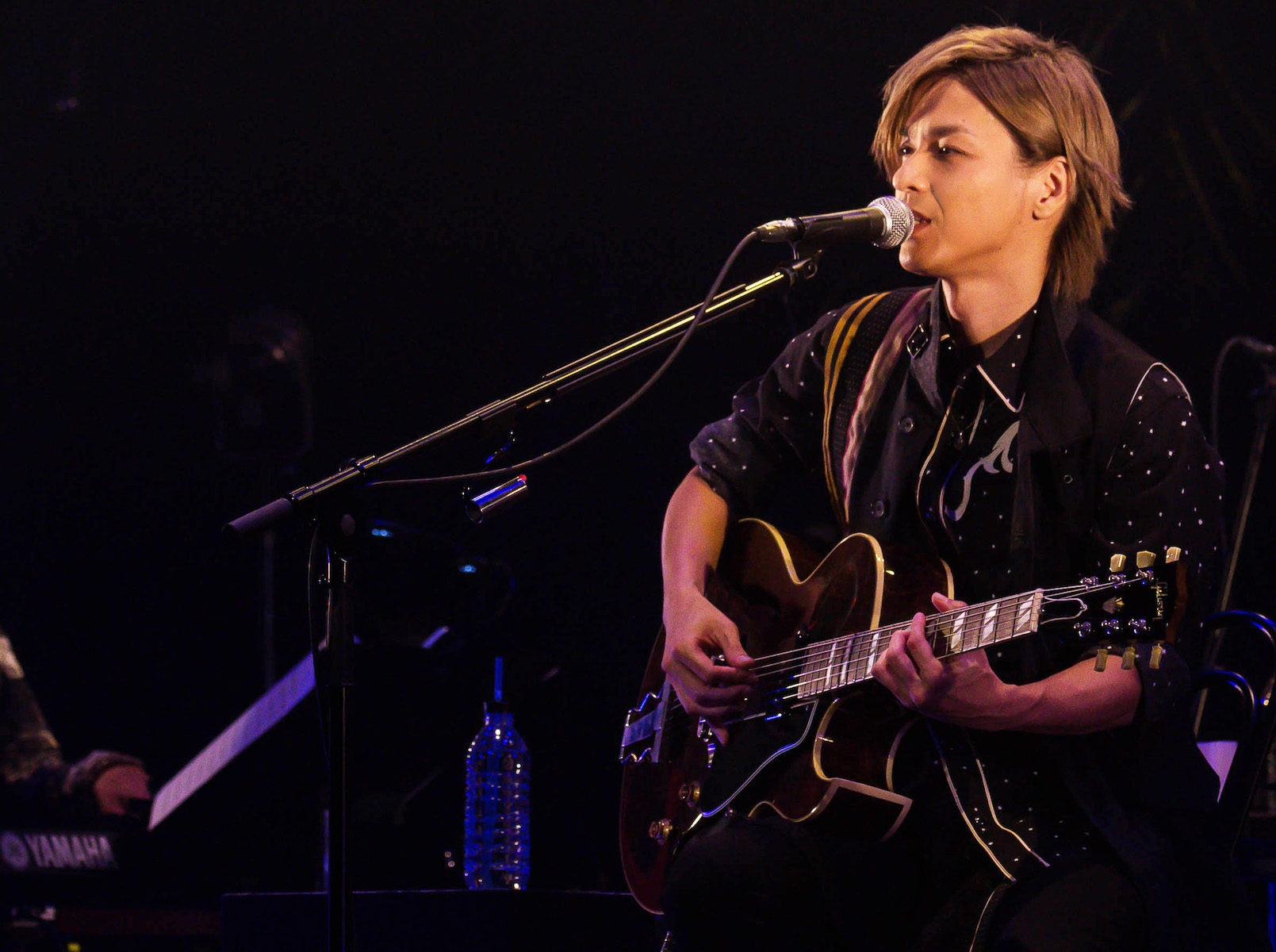 AKIHIDE（BREAKERZ） 自身の誕生日にライブ開催 「不思議な時間の世界