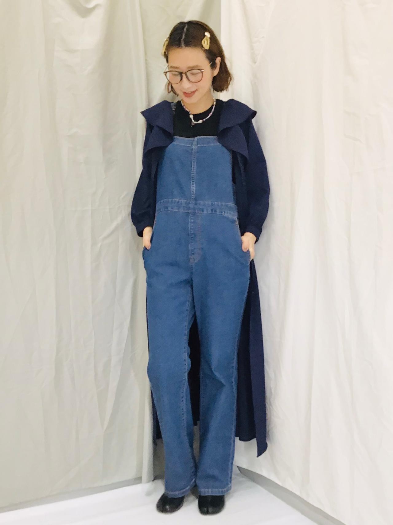 こんな着方もあるのか Gu 参考にしたい オーバーオール コーデ ローリエプレス