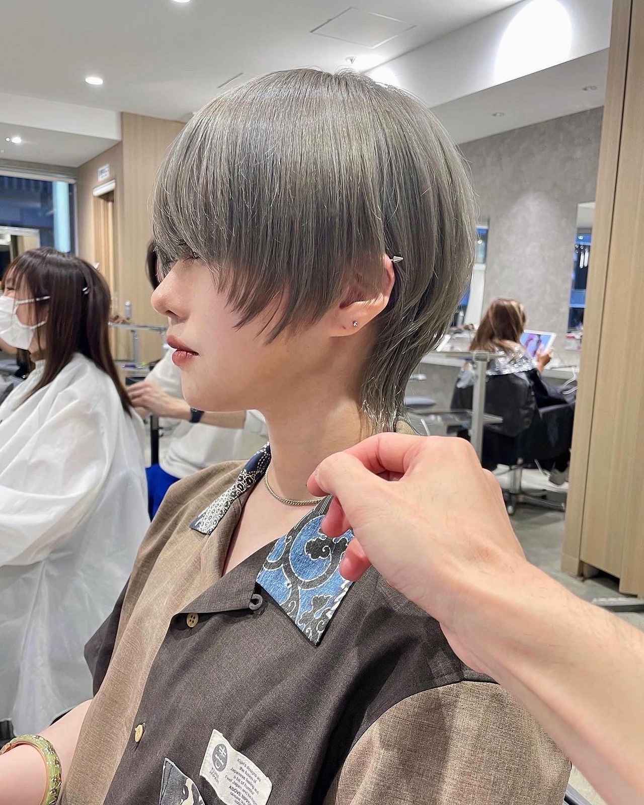 昭和ヘア してない あか抜け ウルフカット で若々しい髪へ ローリエプレス