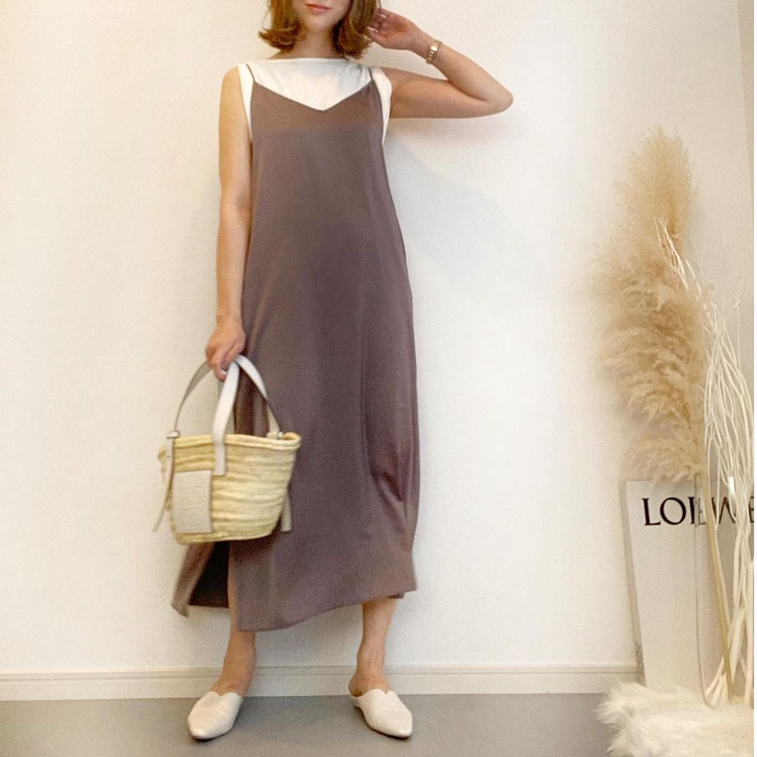 値下げ前でも欲しい ユニクロ のキャミワンピはこう着るのが今風 ローリエプレス