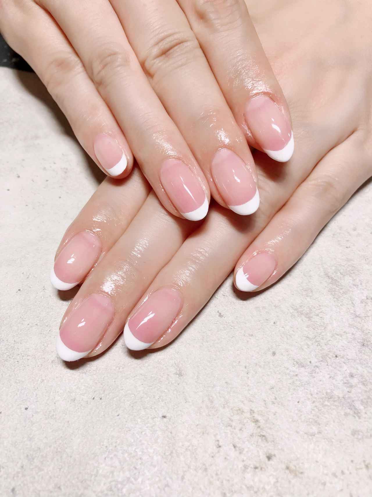 ネイル えっ 指が長く見える 噂の バーチャルフレンチネイル とは ローリエプレス