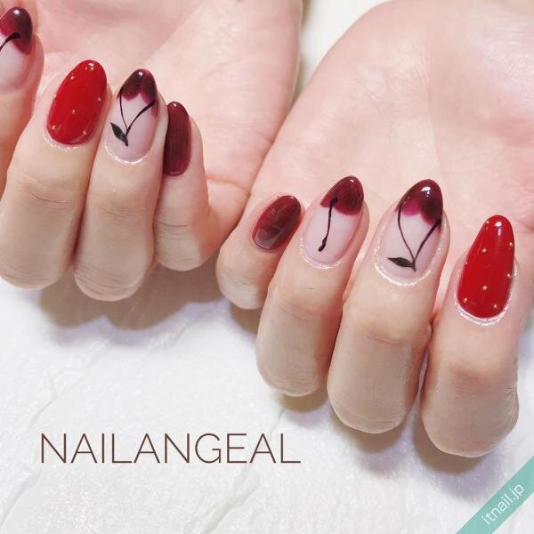 大人向けの ドット柄ネイル 特集 上品も可愛いも欲張った指先へ ローリエプレス