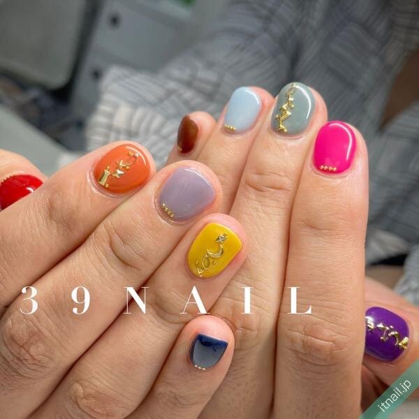 レジャーシーズン 浮かない 映える 大人ポップネイル ローリエプレス