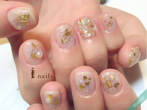 セルフでも簡単 ワイヤー ホログラムでアートするネイル特集 ローリエプレス