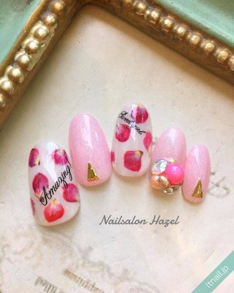 花びらネイルって知ってる フラワーアートの新定番をご紹介 ローリエプレス