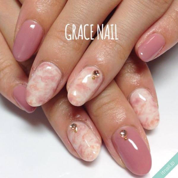 全方位ウケはこれ モーヴピンク で作る秋のモテネイル特集 ローリエプレス