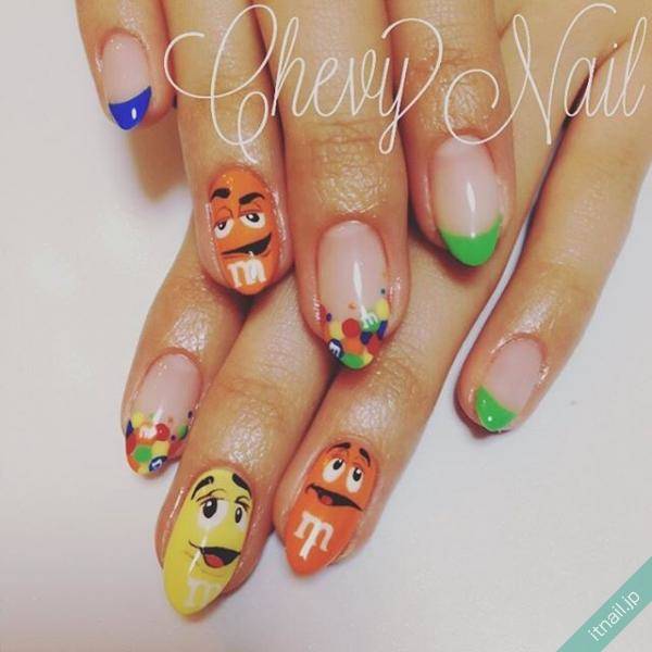 オトナも大好きなお菓子 M M Sのキャラクターを描いたネイルが可愛い ローリエプレス