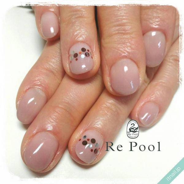 セルフネイル派さん必見 丸ホログラムで作るデザインバリエ ローリエプレス