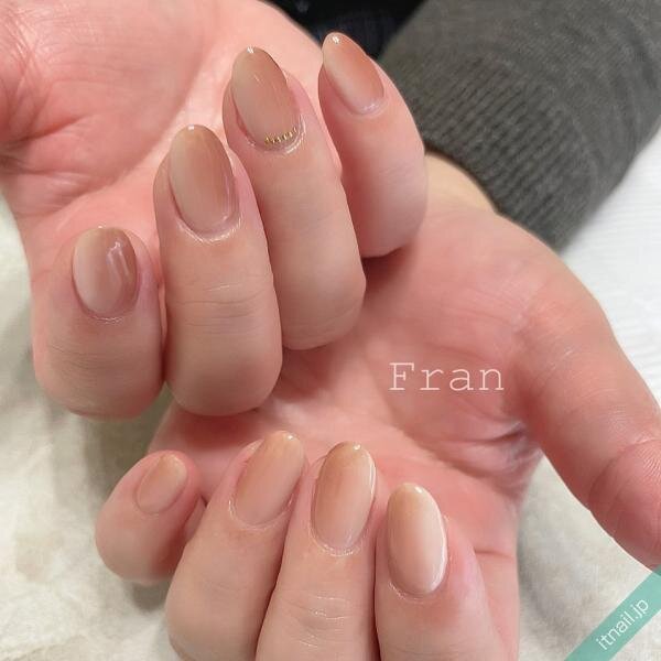 大人ネイルは じゅわグラ をテーマに 一度は試してほしいおすすめデザイン ローリエプレス