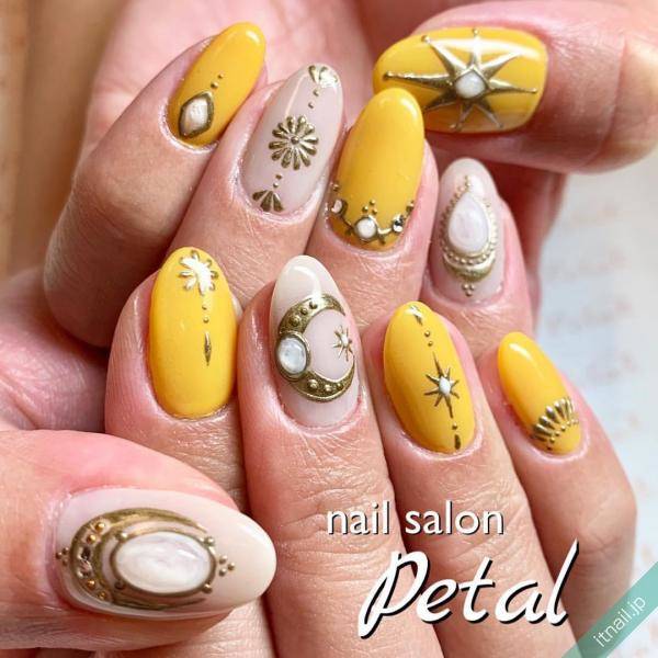 お洒落で涼しげ メタリックジェル の夏ネイルがイチオシ ローリエプレス