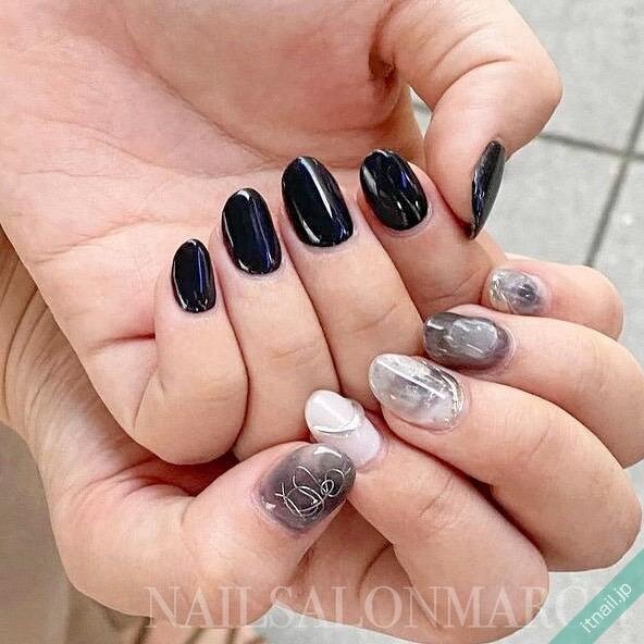 白 黒 グレーで作る 無彩色ネイル 特集 大人かっこいい指先へ ローリエプレス