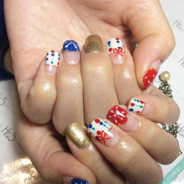 ダルマや鶴など縁起物がいっぱい 年初めはお正月ネイルで ローリエプレス