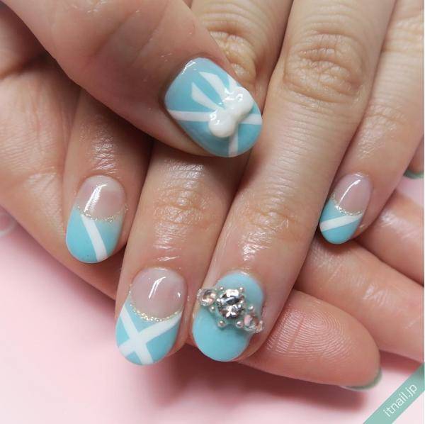 好きなブランドモチーフをネイルにしてみよう あこがれブランド風ネイル ローリエプレス