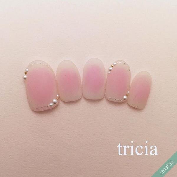 冬は ピンクのチークネイル がおすすめ ぽっと染めて温かい指先へ ローリエプレス