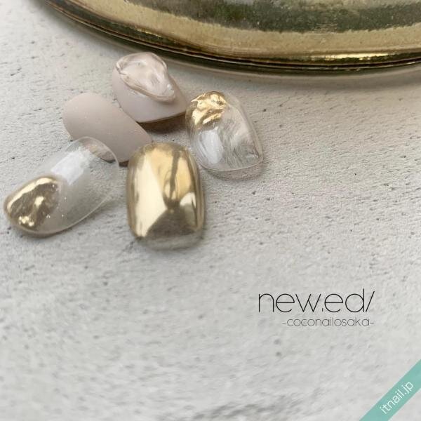 入学式から お仕事まで 万能 グレージュネイル のデザイン特集 ローリエプレス