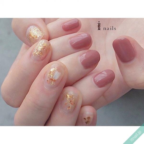 大人かわいいを叶える くすみピンク のネイルデザイン11選 ローリエプレス