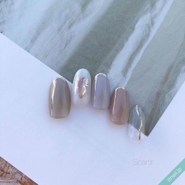 秋ネイルはグレーとグレージュ たちまち美人な旬デザイン21 ローリエプレス