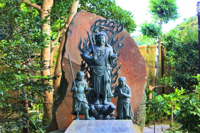 鎌倉 成就院 の不動明王は縁結びのご利益あり ローリエプレス