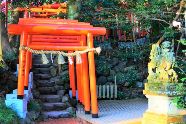 縁結びにご利益あり 1500年の歴史ある金沢 石浦神社 ローリエプレス