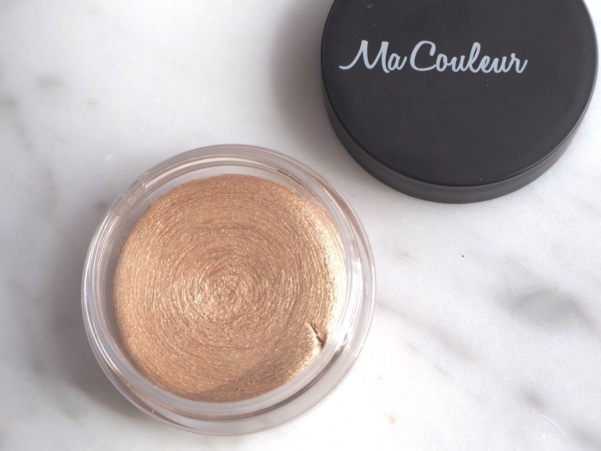 完売続出の人気シャドウ マクレール スパークルアイジェム が定番化に ローリエプレス