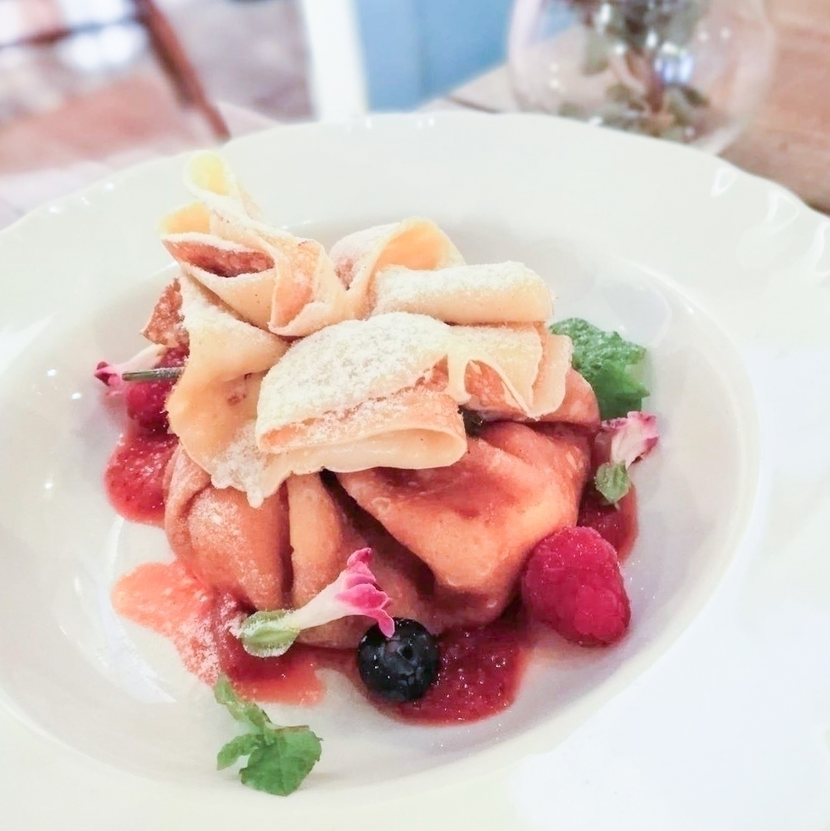 意外と安く行けちゃうお手頃旅 神戸で巡るおすすめカフェ スポット ローリエプレス