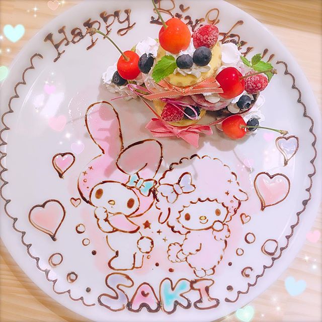 誕生日をお祝い バーズデーケーキ がかわいいカフェ 表参道 渋谷 恵比寿 ローリエプレス