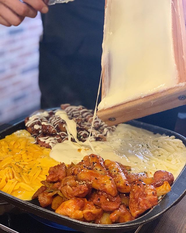 もう幹事で悩まない 新年会をみんなでわいわい楽しめる4店舗まとめ ローリエプレス