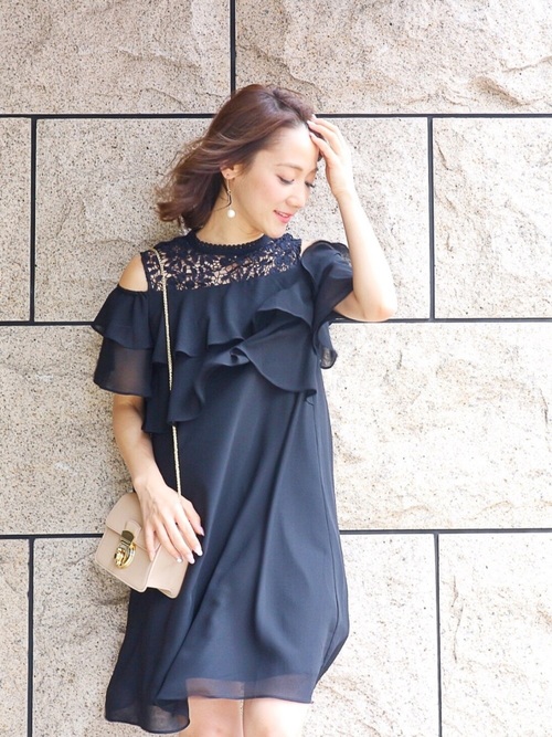 結婚式 二次会ドレスまとめ Sサイズ女子でもスタイルよく見えるドレスの選び方 ローリエプレス