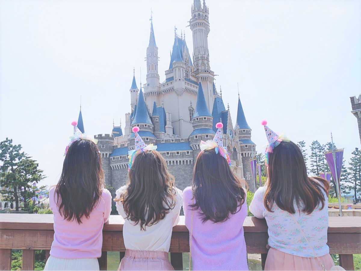 友達とディズニーリンクコーデ 写真の撮り方 Happiest Celebration ローリエプレス