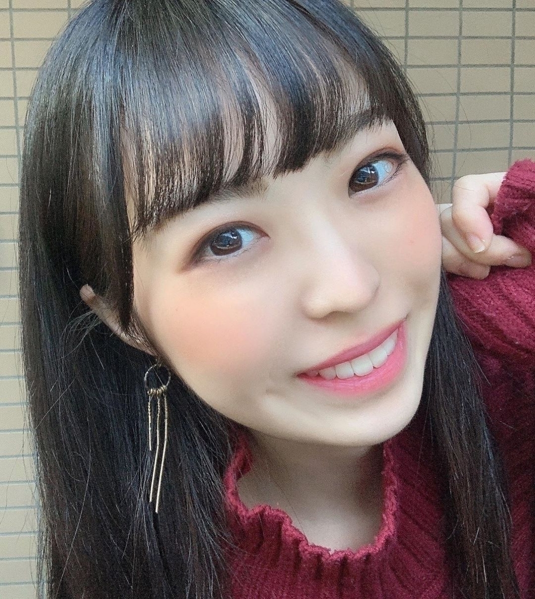 イヤリングの正しい付け方をタイプ別に紹介 外れにくくする方法も ローリエプレス