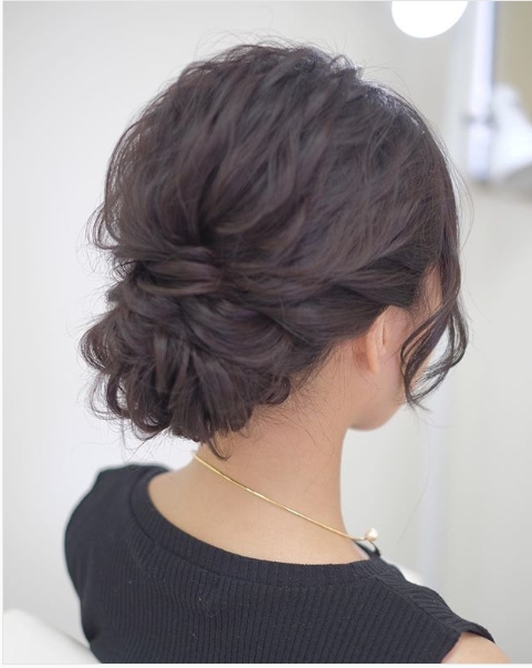 3500円以下で結婚式ヘアアレンジ お得でかわいい都内の人気美容院 ローリエプレス